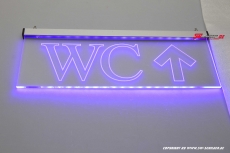LED Beleuchtetes Schild WC + Pfeil Oben mit Gravur Classic-Design