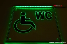 LED Hinweisschild graviert behinderten WC Rollstuhlfahrer Piktogramm mit indirekter Beleuchtung