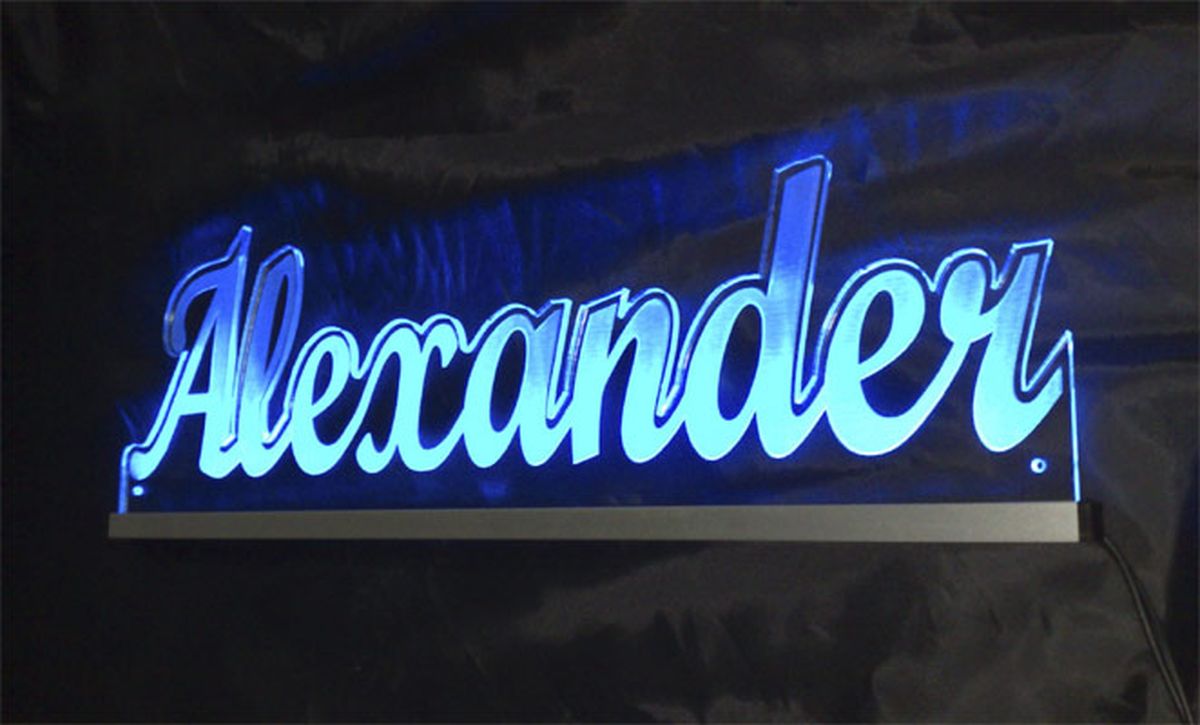 LED Namensschild ALEXANDER graviert mit indirekter LED Beleuchtung